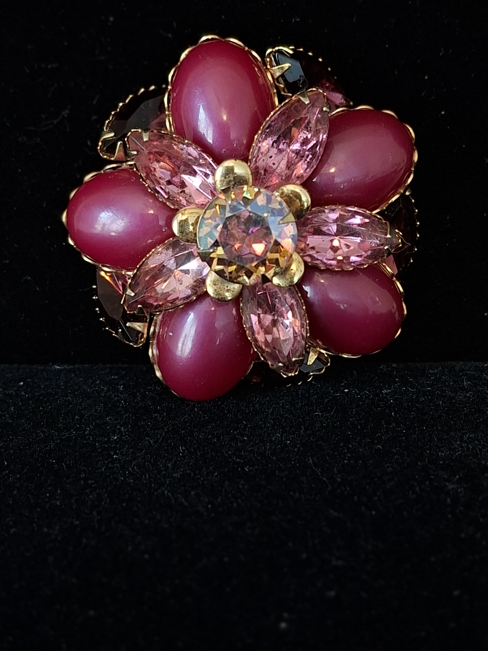 Vintage-Inspired Pink Floral Statement Brooch - Gold Tone